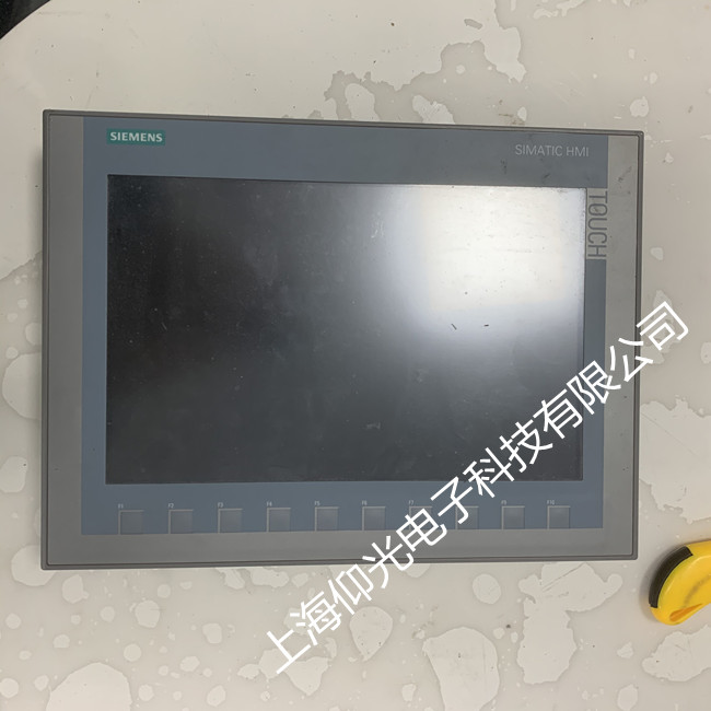 西門子KTP900觸摸屏上錯電導致黑屏維修-仰光電子