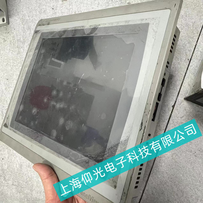 化工設備AB羅克韋爾觸摸屏2711PC系列串口無法通訊故障維修方法