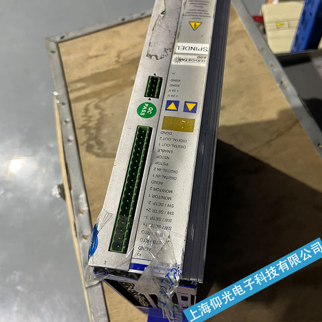 河南印刷廠科爾摩根伺服驅動器電機不能啟動套印不準 印刷基材走料起皺維修